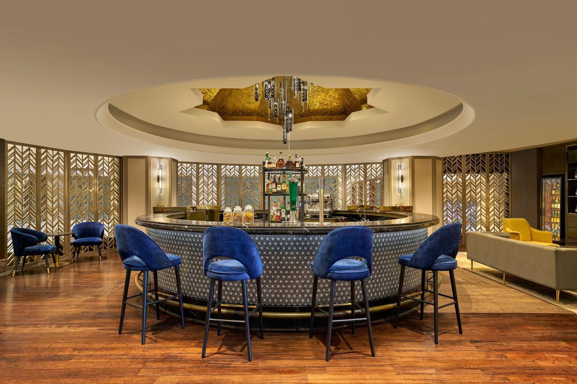 Sheraton Imperial Kuala Lumpur Hotel Eksteriør billede The Bar